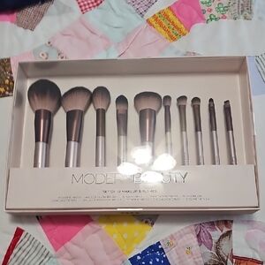 🍉Makeup Brush Set - Silver and Brown